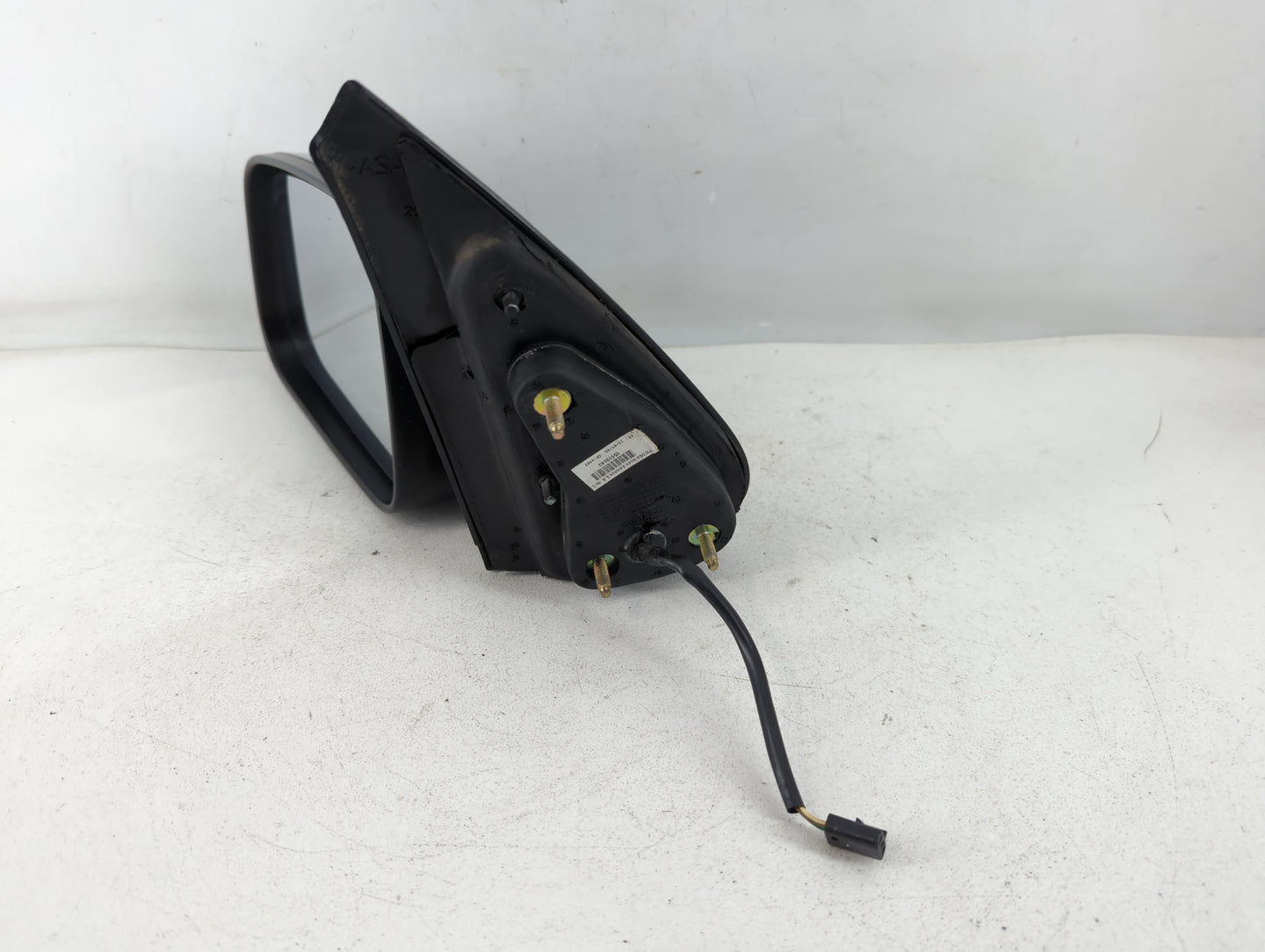 2006-2007 Chevrolet Hhr Driver Side View Mirror - Left Door Mirror OEM Used - Oemusedautoparts1.com
