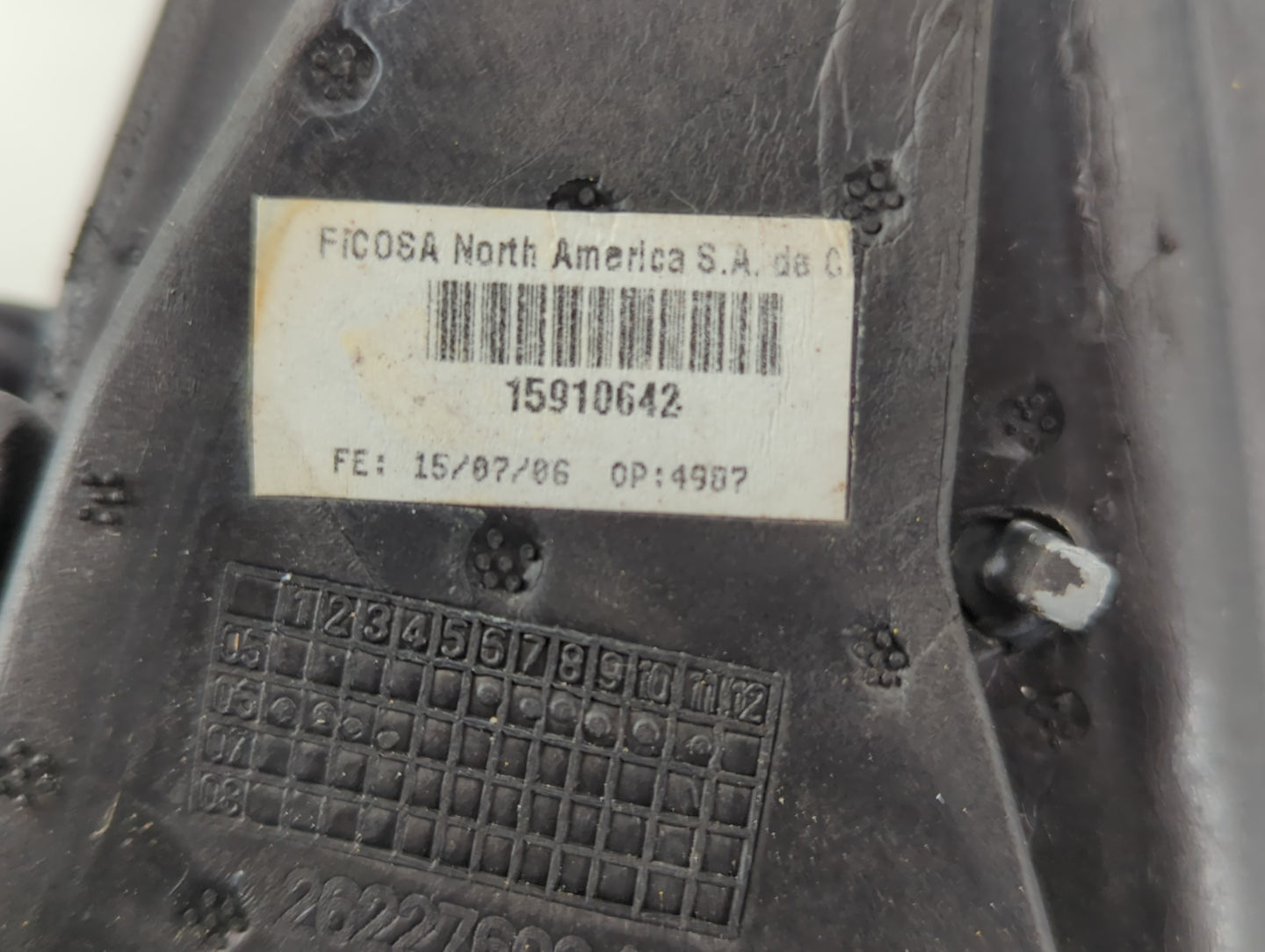2006-2007 Chevrolet Hhr Passenger Side View Mirror - Right Door Mirror OEM Used - Oemusedautoparts1.com