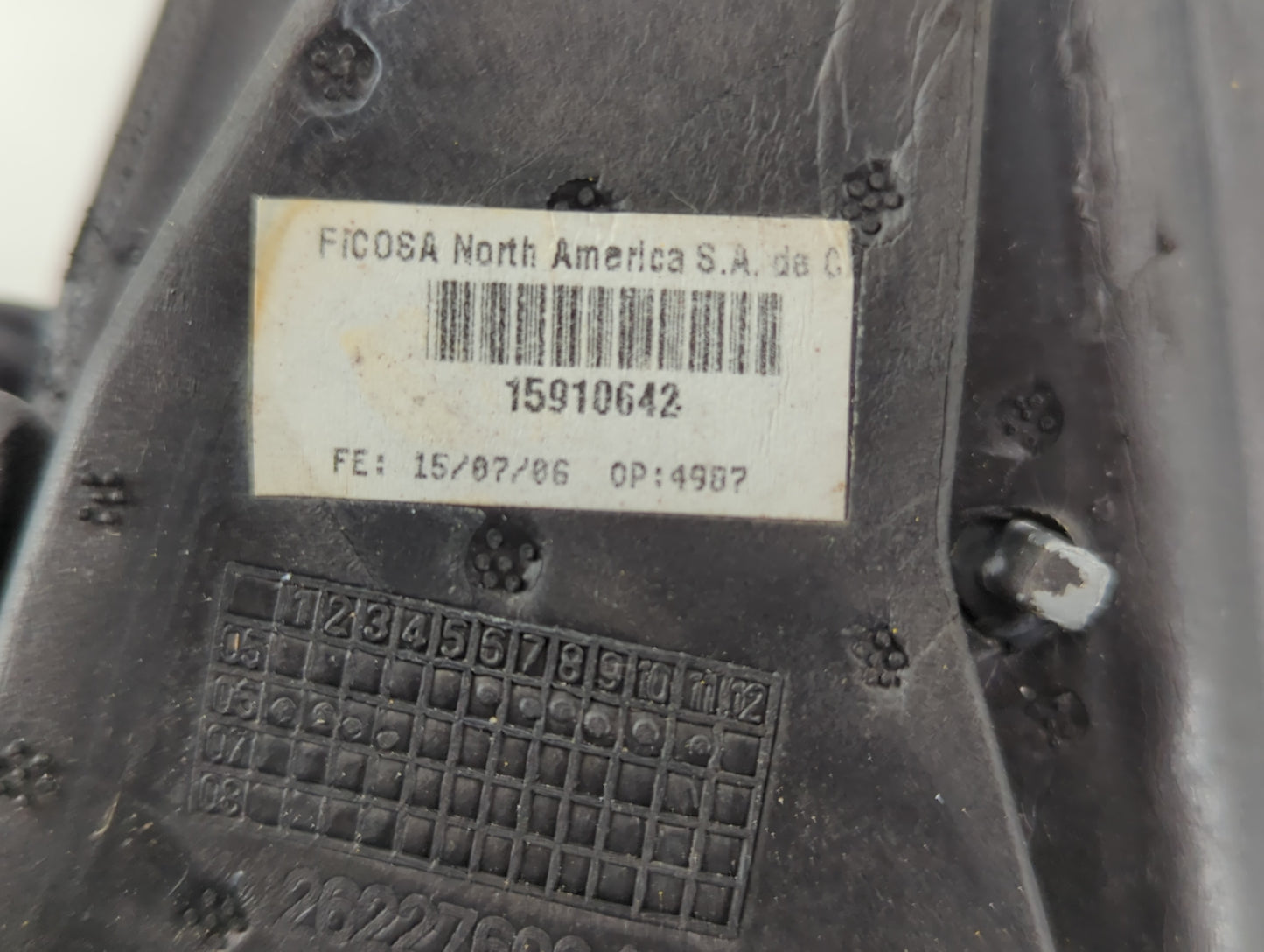 2006-2007 Chevrolet Hhr Passenger Side View Mirror - Right Door Mirror OEM Used - Oemusedautoparts1.com