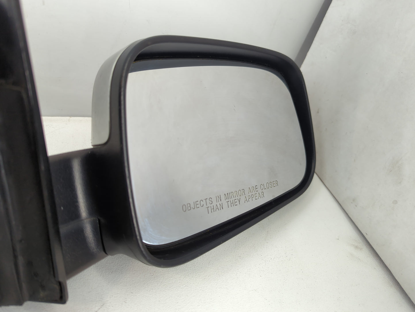 2006-2007 Chevrolet Hhr Passenger Side View Mirror - Right Door Mirror OEM Used - Oemusedautoparts1.com