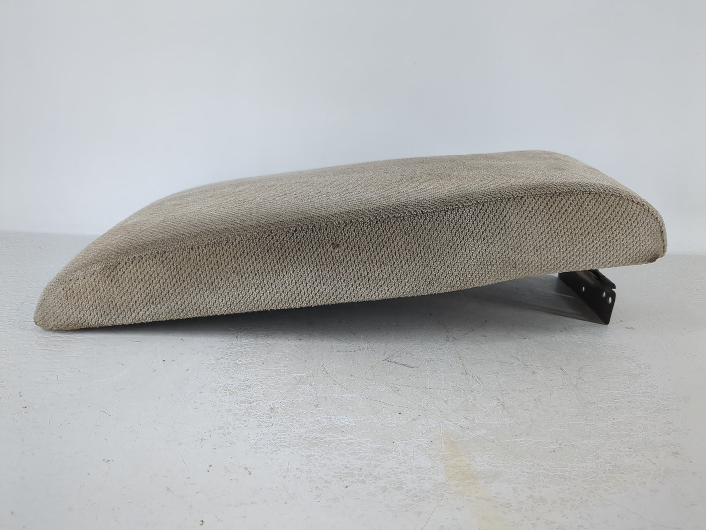 2007-2016 Chevrolet Impala Center Floor Console Fits Fits 2007 2008 2009 2010 2011 2012 2013 2014 2015 2016 OEM Used Auto Pa
