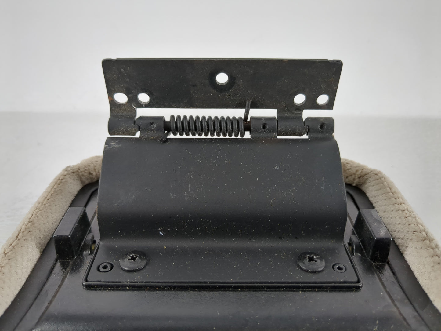2007-2016 Chevrolet Impala Center Floor Console Fits Fits 2007 2008 2009 2010 2011 2012 2013 2014 2015 2016 OEM Used Auto Pa