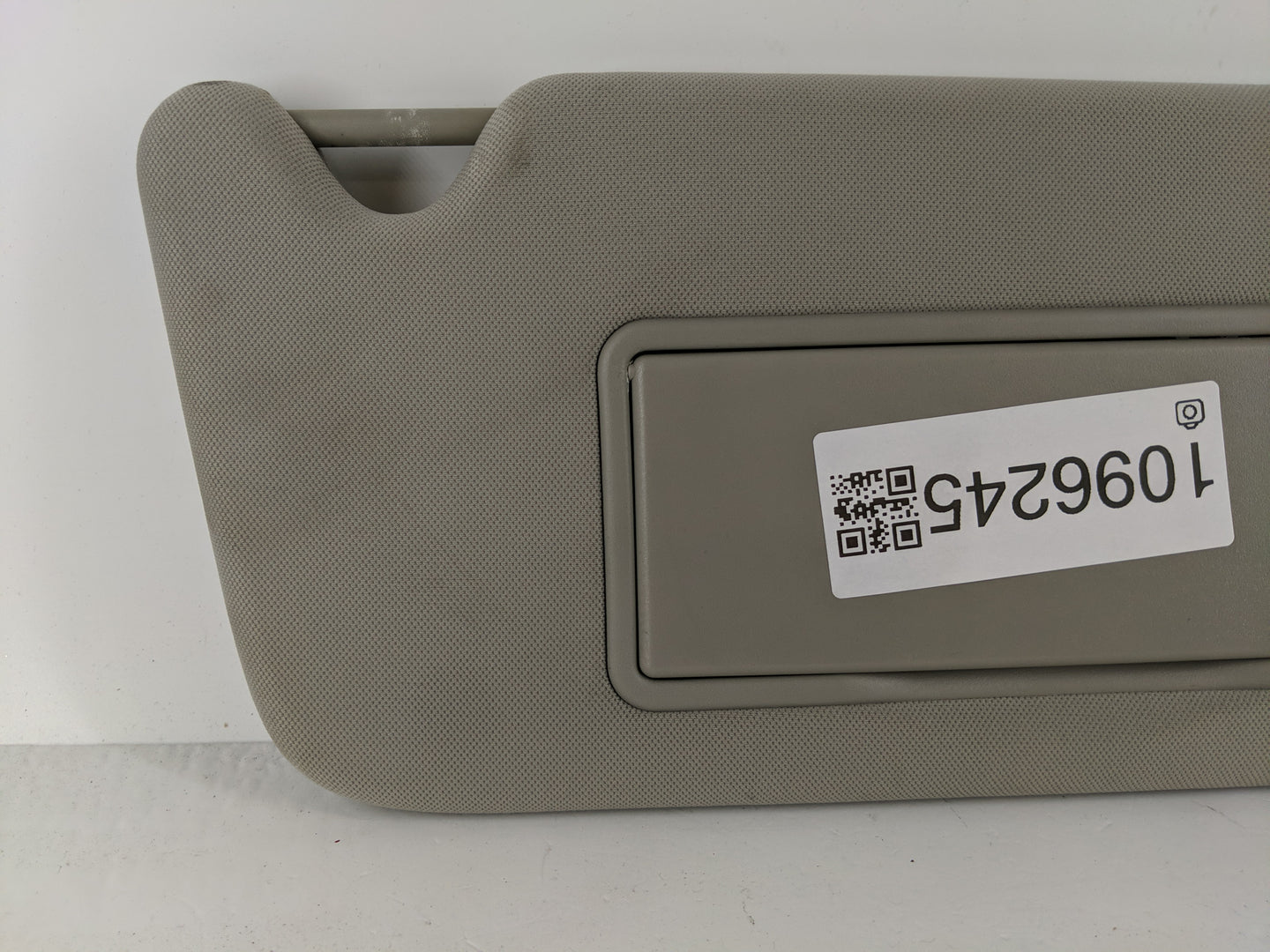 2006-2016 Chevrolet Impala Sun Visor Shade Replacement Passenger Right Mirror Fits OEM Used Auto Parts - Oemusedautoparts1.c