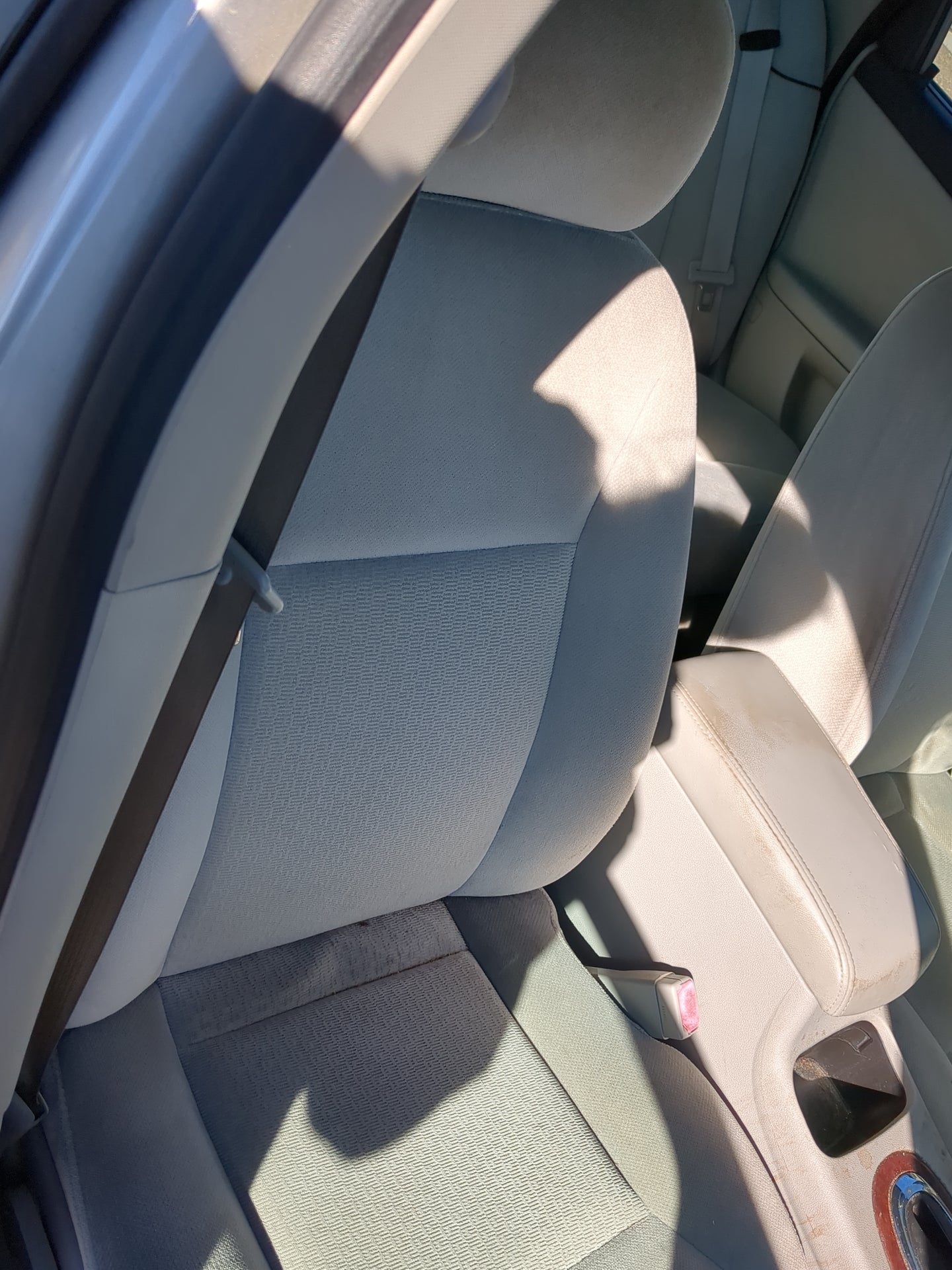 2006-2008 Chevrolet Impala Passenger Front Seat Oem 1208006 - Oemusedautoparts1.com