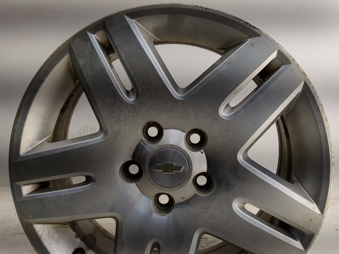 2006-2016 Chevrolet Impala Oem Wheel Rim 1352047 - Oemusedautoparts1.com