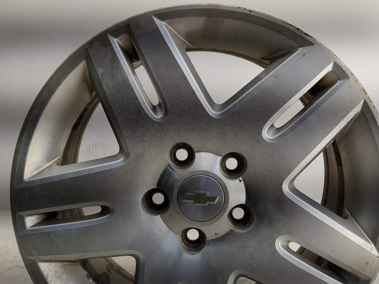 2006-2016 Chevrolet Impala Oem Wheel Rim 1352047 - Oemusedautoparts1.com
