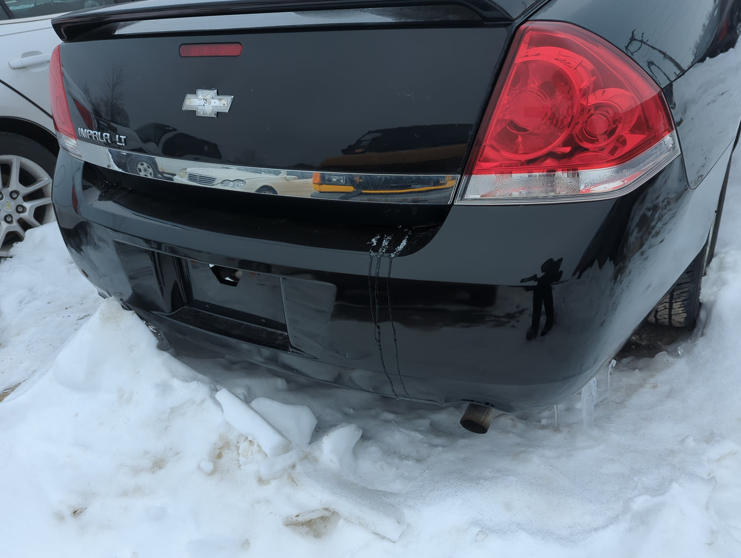 2006-2011 Chevrolet Impala Rear Bumper Assembly Oem 1357328 - Oemusedautoparts1.com