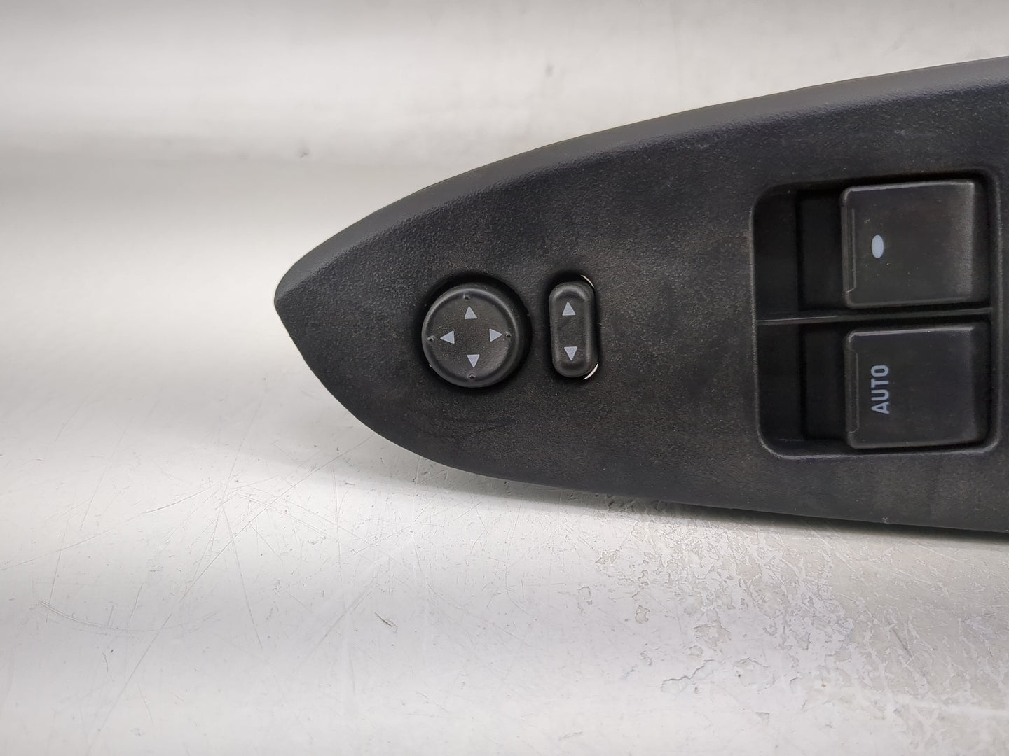 2006-2008 Chevrolet Impala Master Power Window Switch Replacement Driver Side Left P/N:10340140 Fits Fits 2006 2007 2008 OEM