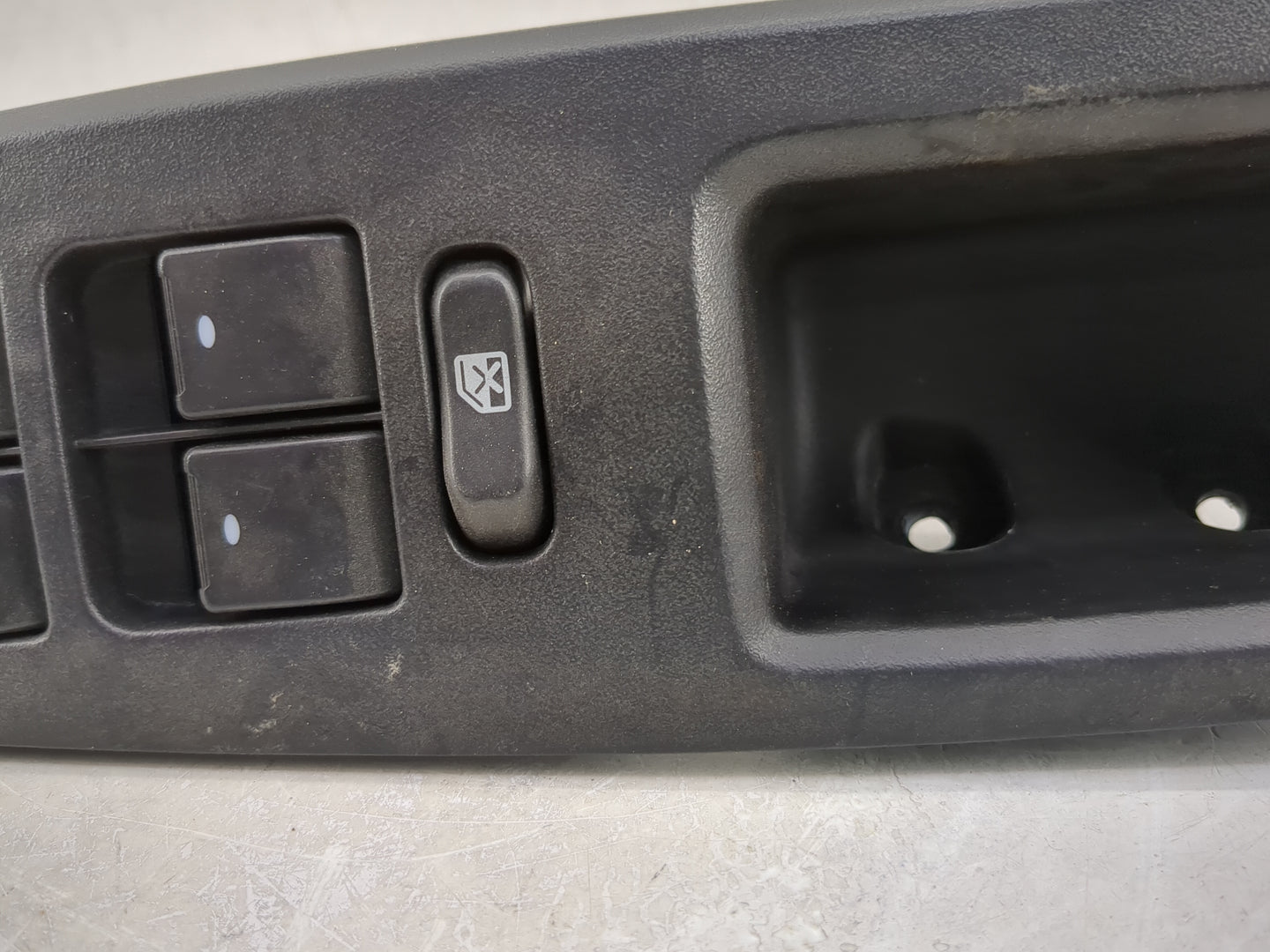 2006-2008 Chevrolet Impala Master Power Window Switch Replacement Driver Side Left P/N:10340140 Fits Fits 2006 2007 2008 OEM