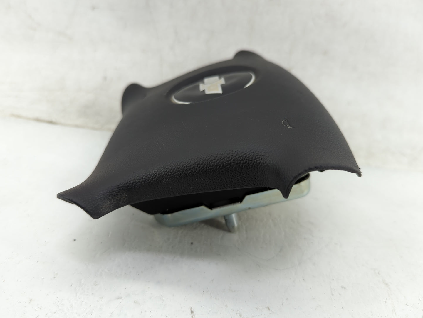 2006-2016 Chevrolet Impala Air Bag Driver Left Steering Wheel Mounted Fits OEM Used Auto Parts - Oemusedautoparts1.com