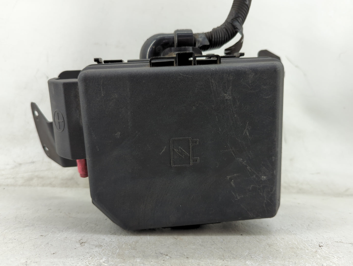 2006-2007 Chevrolet Impala Fusebox Fuse Box Panel Relay Module P/N:13524857 Fits Fits 2006 2007 OEM Used Auto Parts - Oemuse