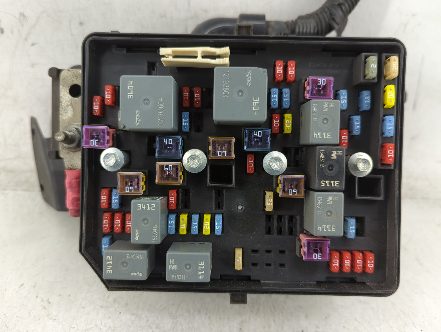 2006-2007 Chevrolet Impala Fusebox Fuse Box Panel Relay Module P/N:13524857 Fits Fits 2006 2007 OEM Used Auto Parts - Oemuse
