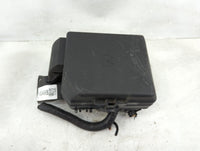 2006-2007 Chevrolet Impala Fusebox Fuse Box Panel Relay Module P/N:13596729-01 Fits Fits 2006 2007 OEM Used Auto Parts - Oem