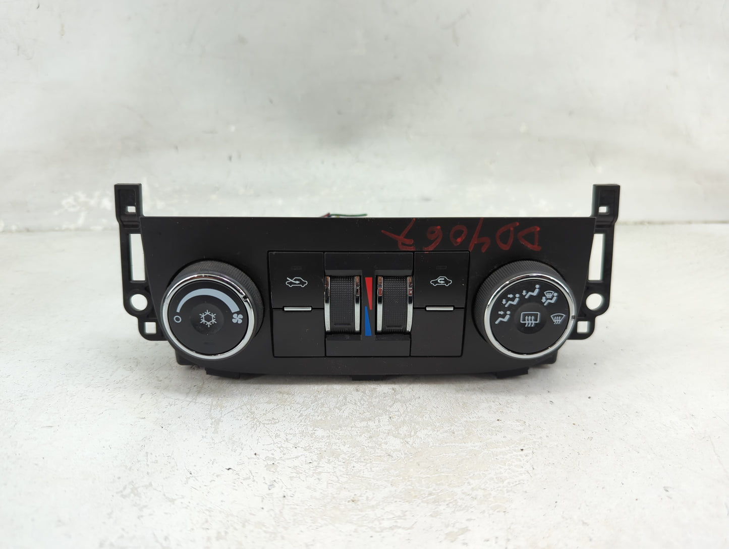 2006-2011 Chevrolet Impala Climate Control Module Temperature AC/Heater Replacement P/N:15909084 Fits OEM Used Auto Parts - 