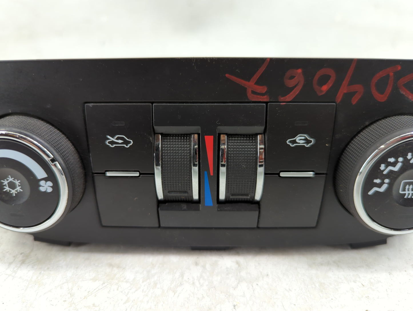 2006-2011 Chevrolet Impala Climate Control Module Temperature AC/Heater Replacement P/N:15909084 Fits OEM Used Auto Parts - 