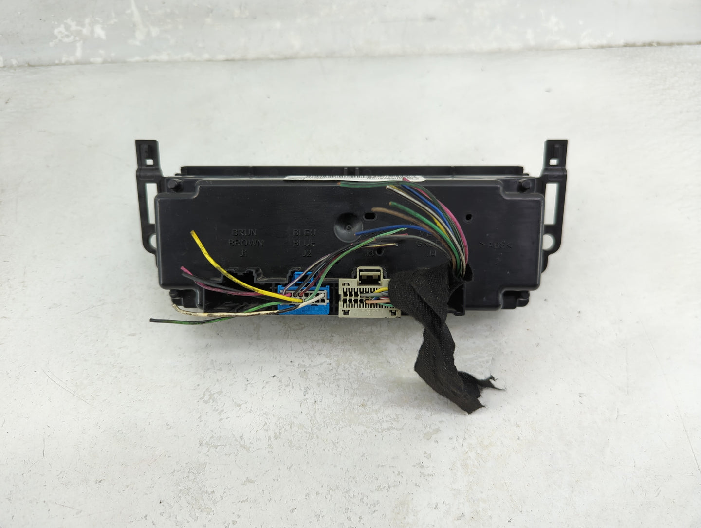 2006-2011 Chevrolet Impala Climate Control Module Temperature AC/Heater Replacement P/N:15909084 Fits OEM Used Auto Parts - 