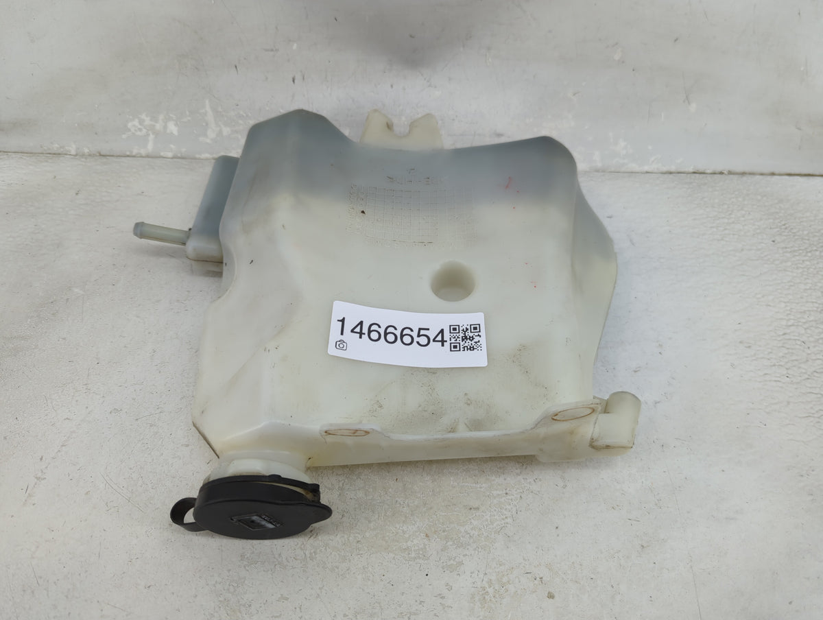 2006 Chevrolet Impala Radiator Coolant Overflow Expansion Tank Bottle 1466654 - Oemusedautoparts1.com