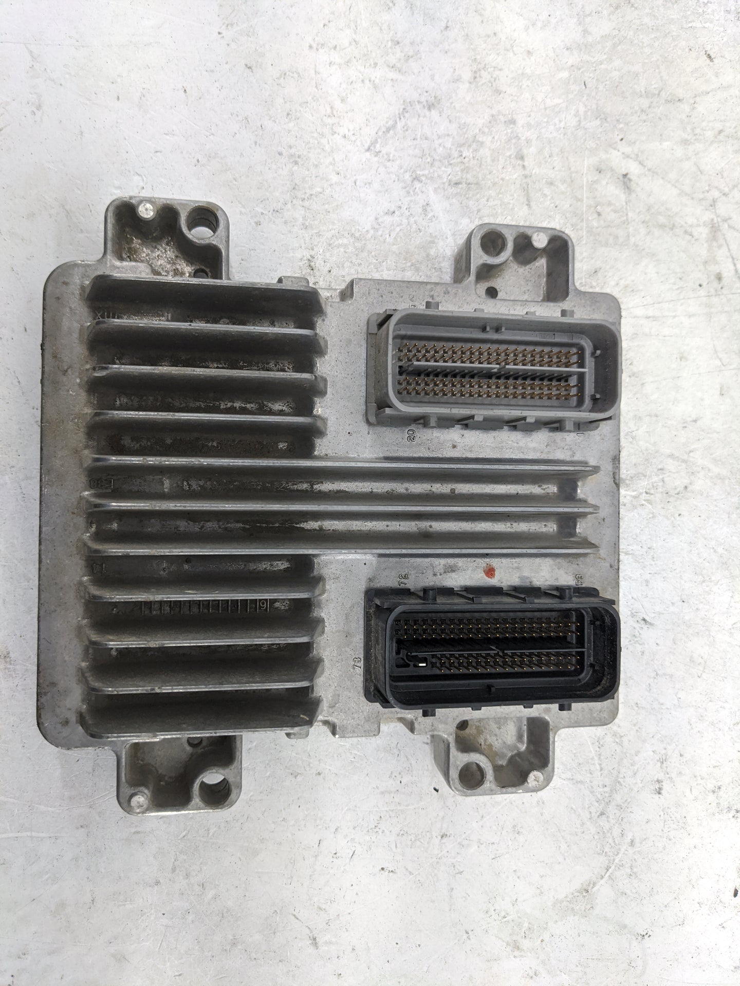 2007 Chevrolet Impala PCM Engine Control Computer ECU ECM PCU OEM P/N:12609098 12597121, 12235110 Fits Fits 2006 2008 OEM Us