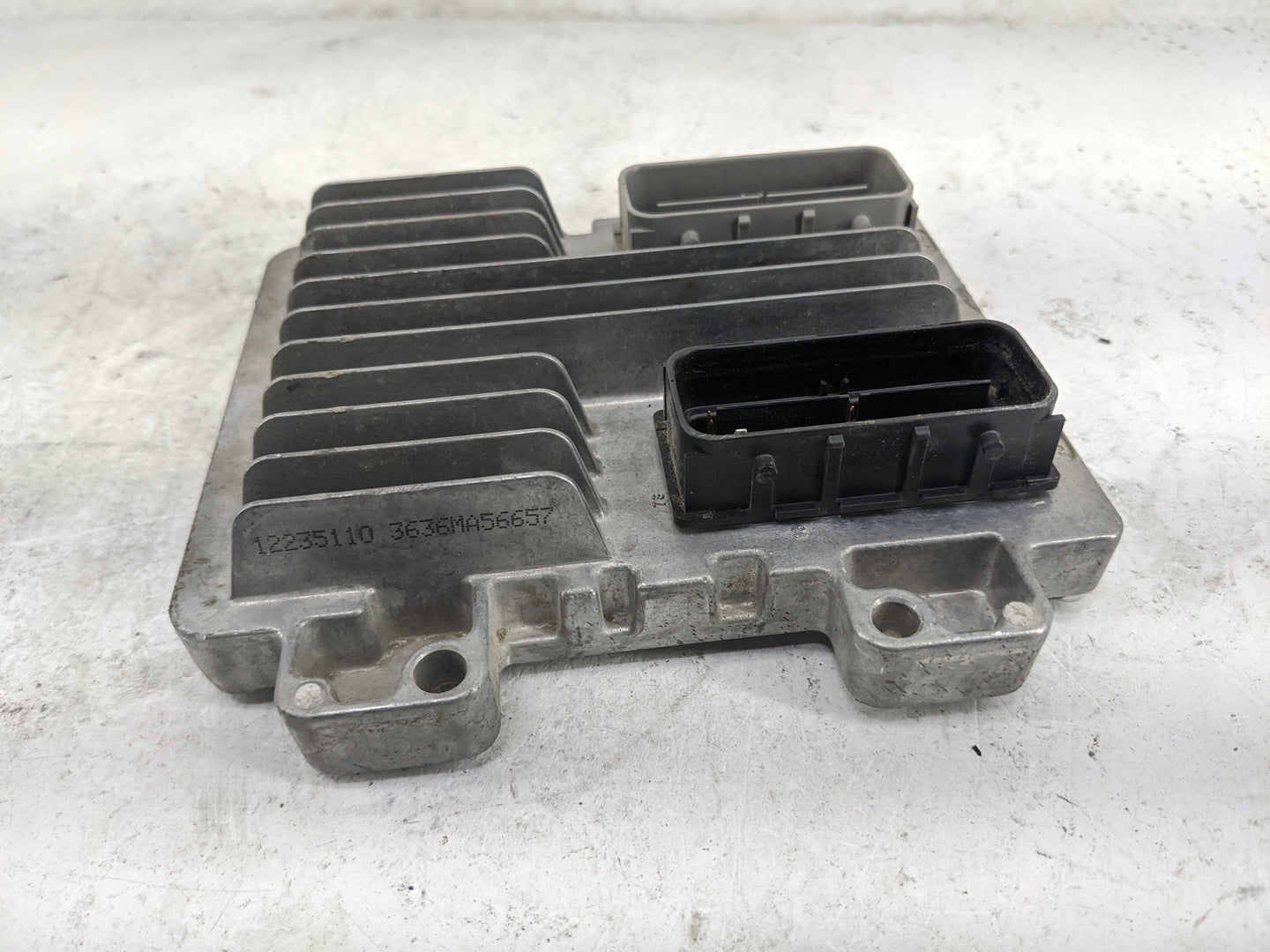 2007 Chevrolet Impala PCM Engine Control Computer ECU ECM PCU OEM P/N:12609098 12597121, 12235110 Fits Fits 2006 2008 OEM Us