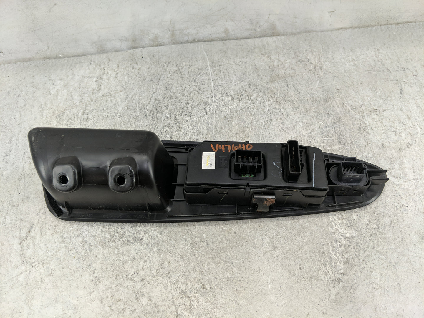 2006-2008 Chevrolet Impala Master Power Window Switch Replacement Driver Side Left P/N:15852006 Fits Fits 2006 2007 2008 OEM