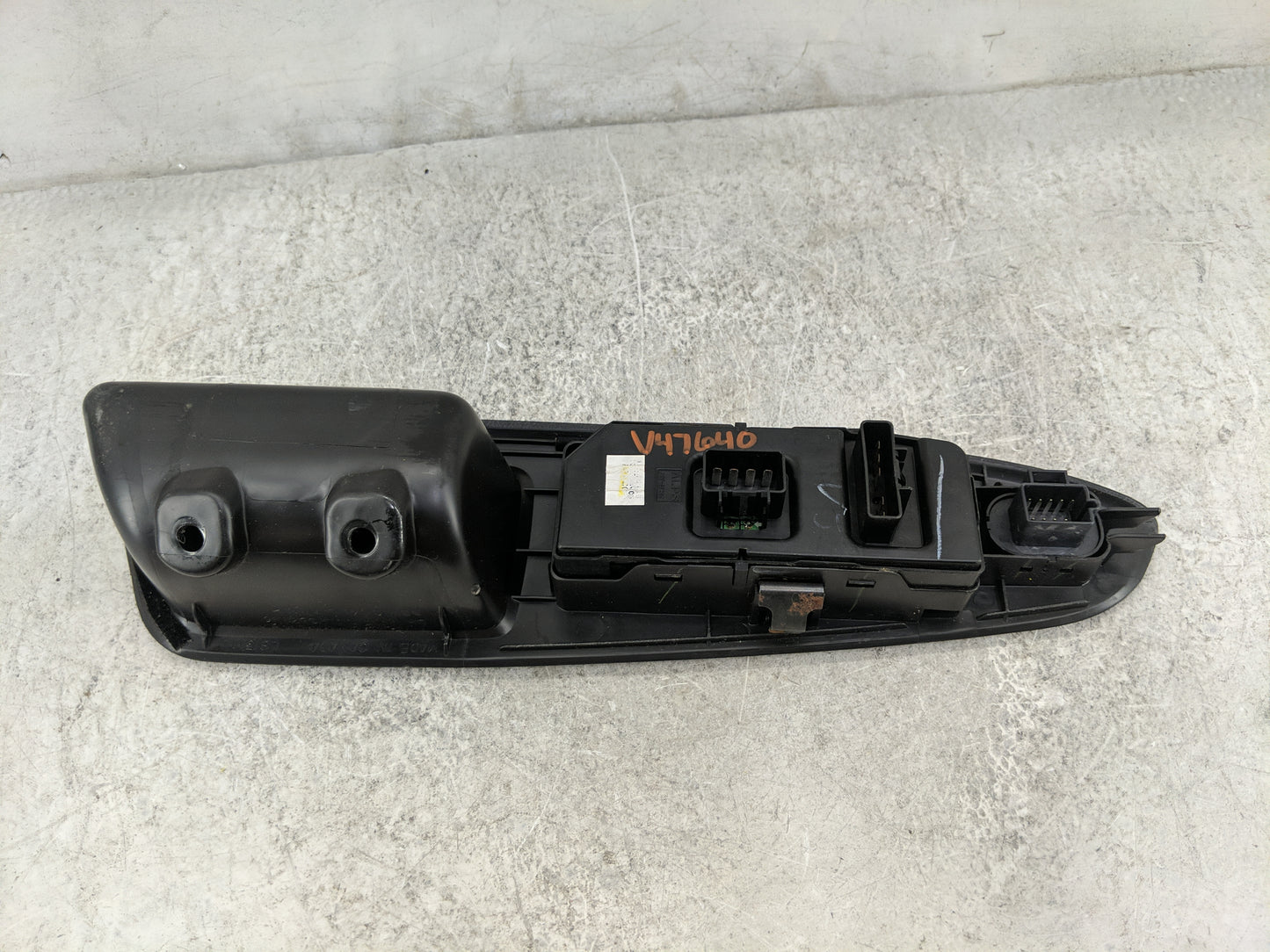 2006-2008 Chevrolet Impala Master Power Window Switch Replacement Driver Side Left P/N:15852006 Fits Fits 2006 2007 2008 OEM