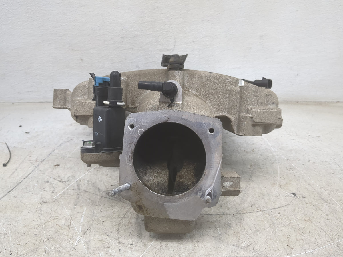 2006-2007 Chevrolet Impala Air Intake Manifold P/N:12598057 Fits Fits 2006 2007 OEM Used Auto Parts - Oemusedautoparts1.com