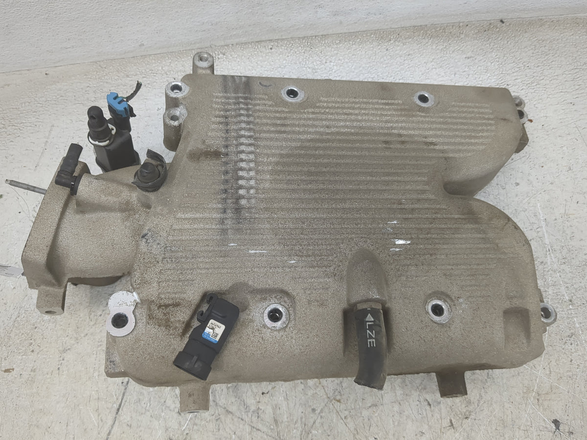 2006-2007 Chevrolet Impala Air Intake Manifold P/N:12598057 Fits Fits 2006 2007 OEM Used Auto Parts - Oemusedautoparts1.com