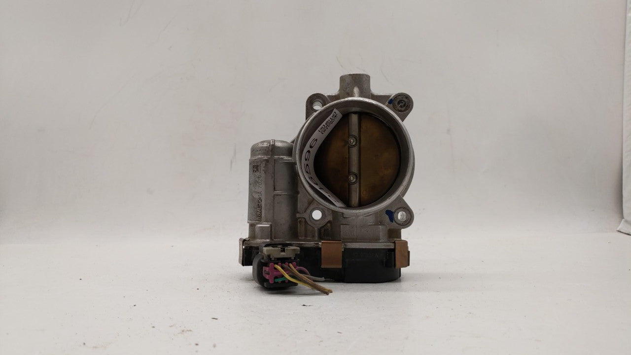 2006-2011 Chevrolet Impala Throttle Body P/N:RME72 12577029, 12609500 Fits Fits 2006 2007 2008 2009 2010 2011 OEM Used Auto 