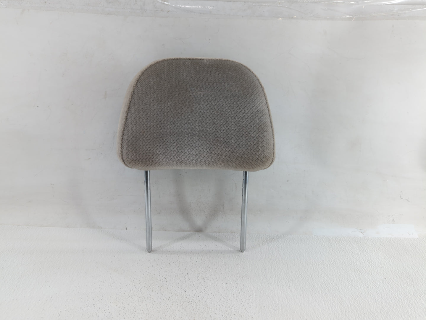 2006-2007 Chevrolet Impala Headrest Head Rest Front Driver Passenger Seat Fits Fits 2006 2007 OEM Used Auto Parts - Oemuseda