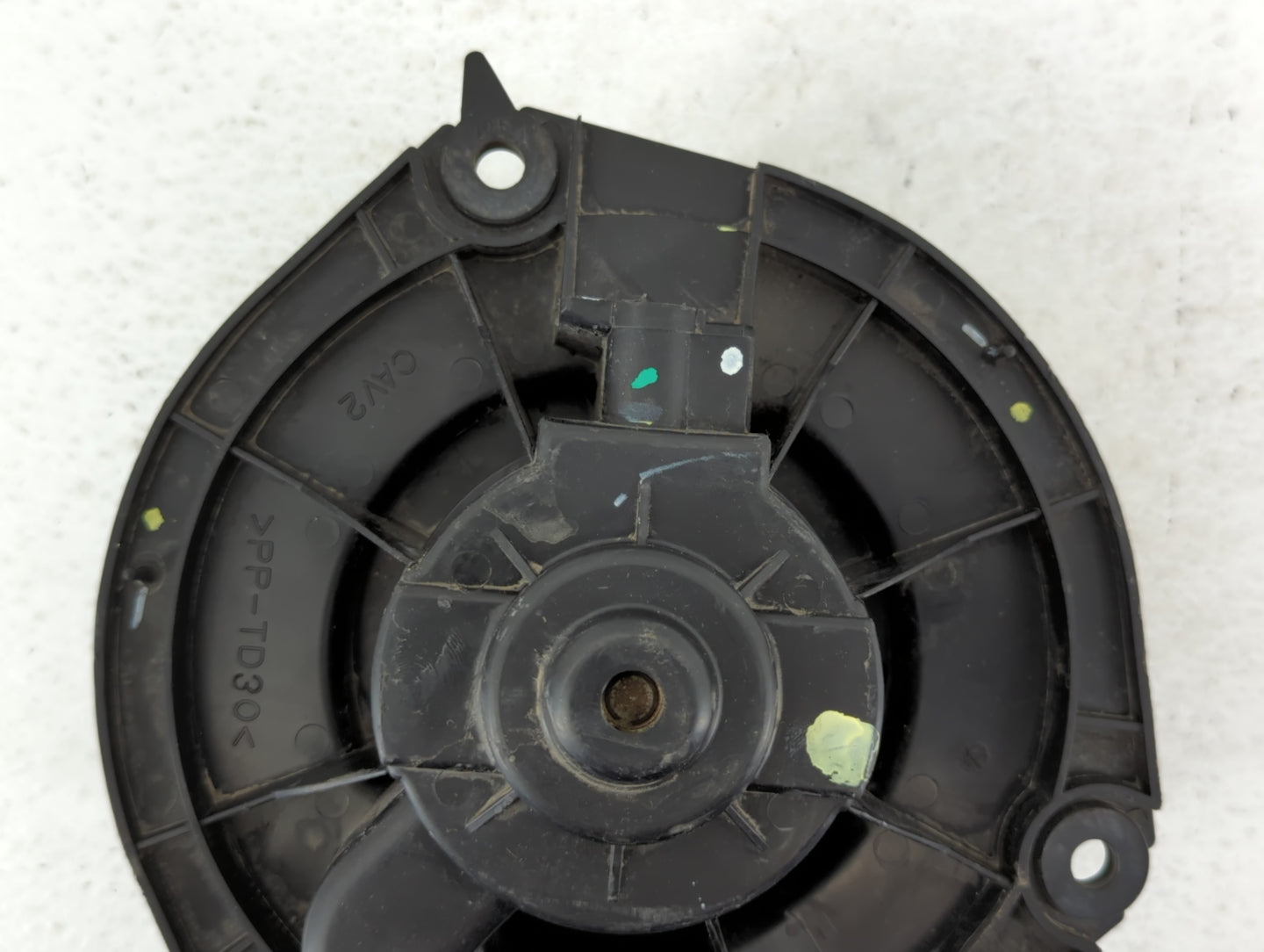 2004-2011 Chevrolet Impala Rear Heater AC Blower Motor P/N:52498464 Fits Fits 2004 2005 2006 2007 2008 2009 2010 2011 OEM Us
