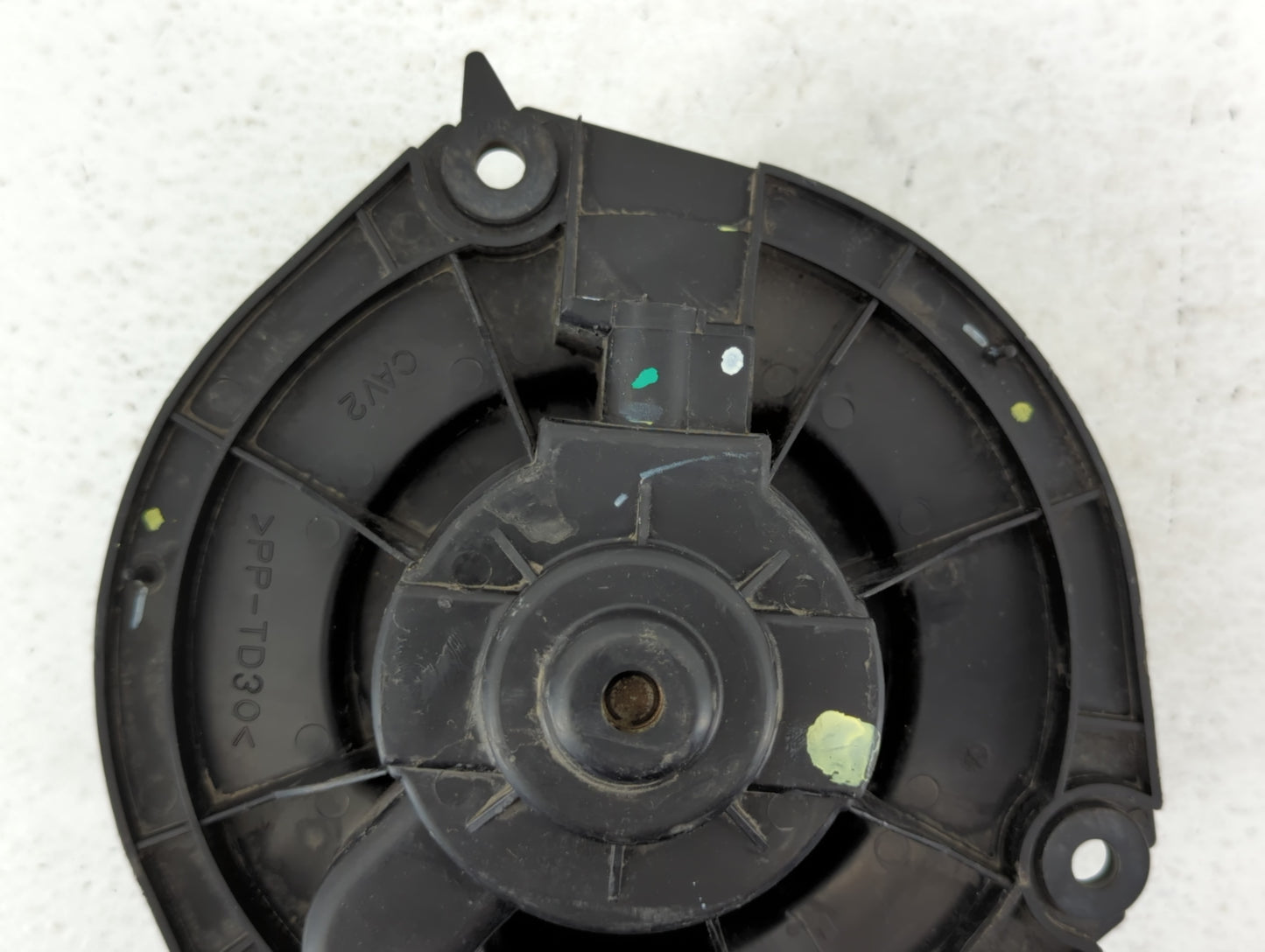 2004-2011 Chevrolet Impala Rear Heater AC Blower Motor P/N:52498464 Fits Fits 2004 2005 2006 2007 2008 2009 2010 2011 OEM Us