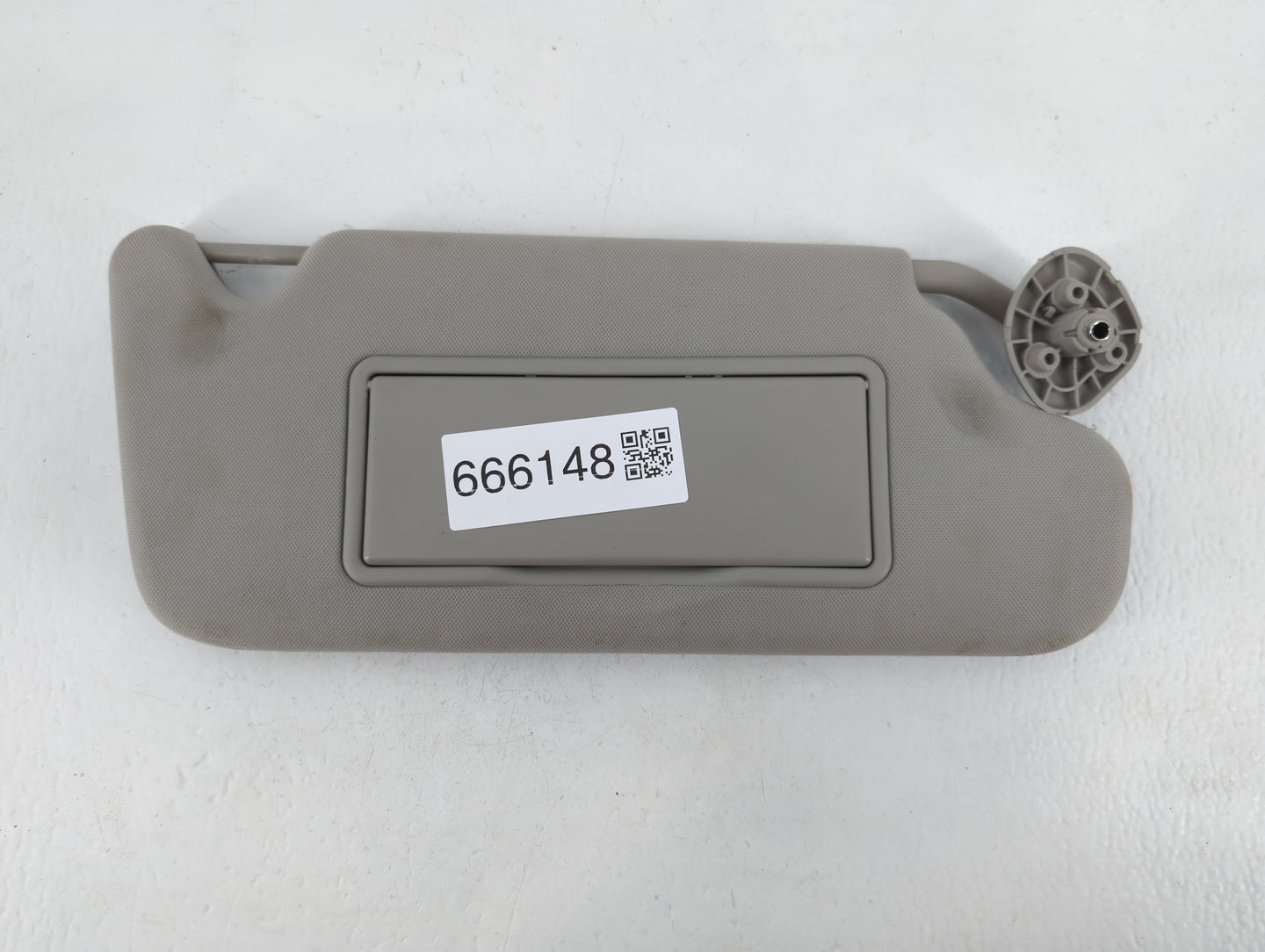 2006-2016 Chevrolet Impala Sun Visor Shade Replacement Passenger Right Mirror Fits OEM Used Auto Parts - Oemusedautoparts1.c