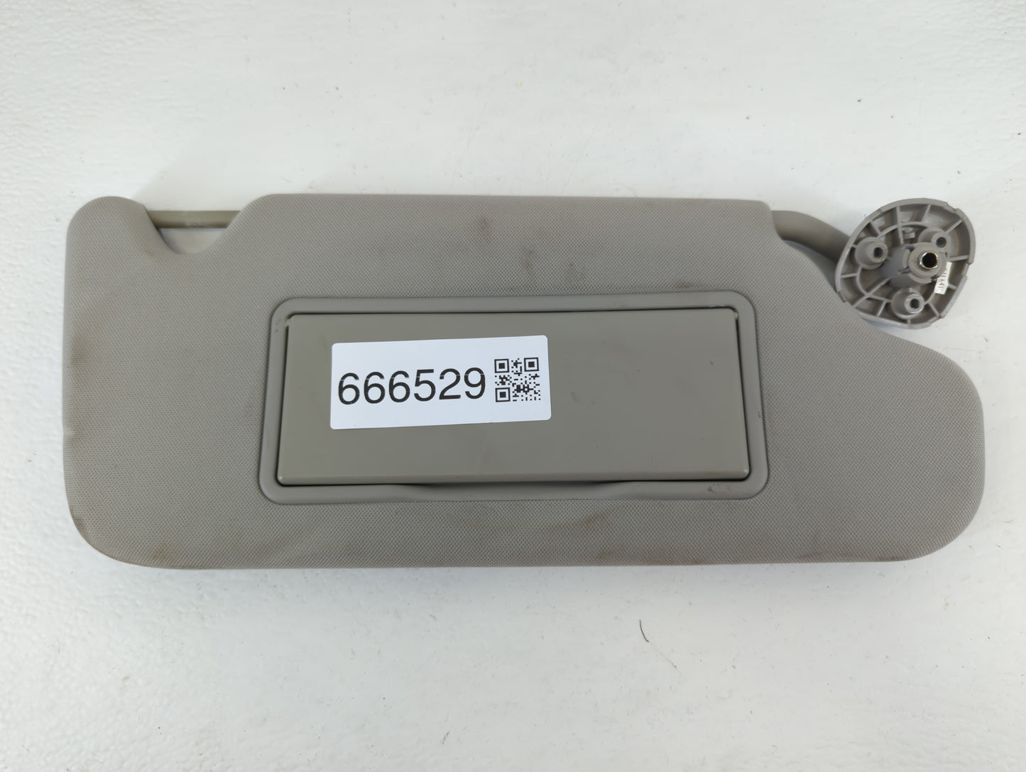 2006-2016 Chevrolet Impala Sun Visor Shade Replacement Passenger Right Mirror Fits OEM Used Auto Parts - Oemusedautoparts1.c