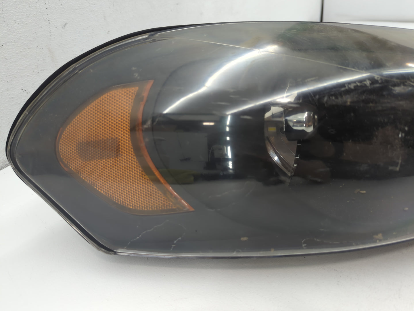 2006-2016 Chevrolet Impala Passenger Right Oem Head Light Headlight Lamp - Oemusedautoparts1.com