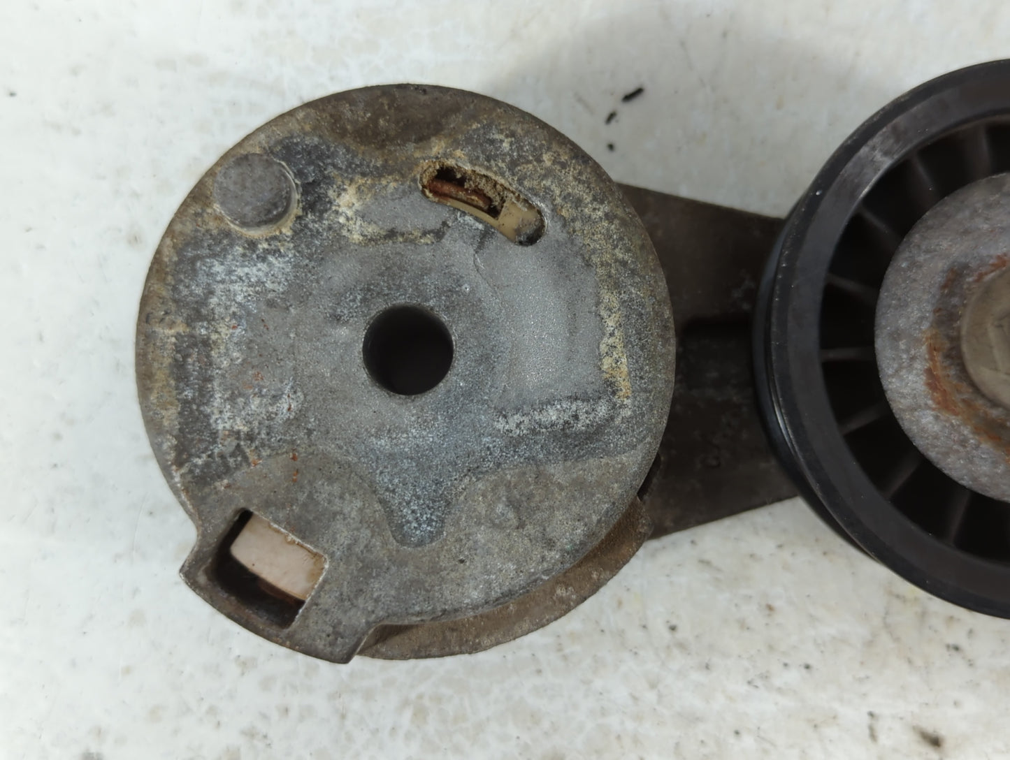 2007 Chevrolet Impala Idler Pulley - Oemusedautoparts1.com