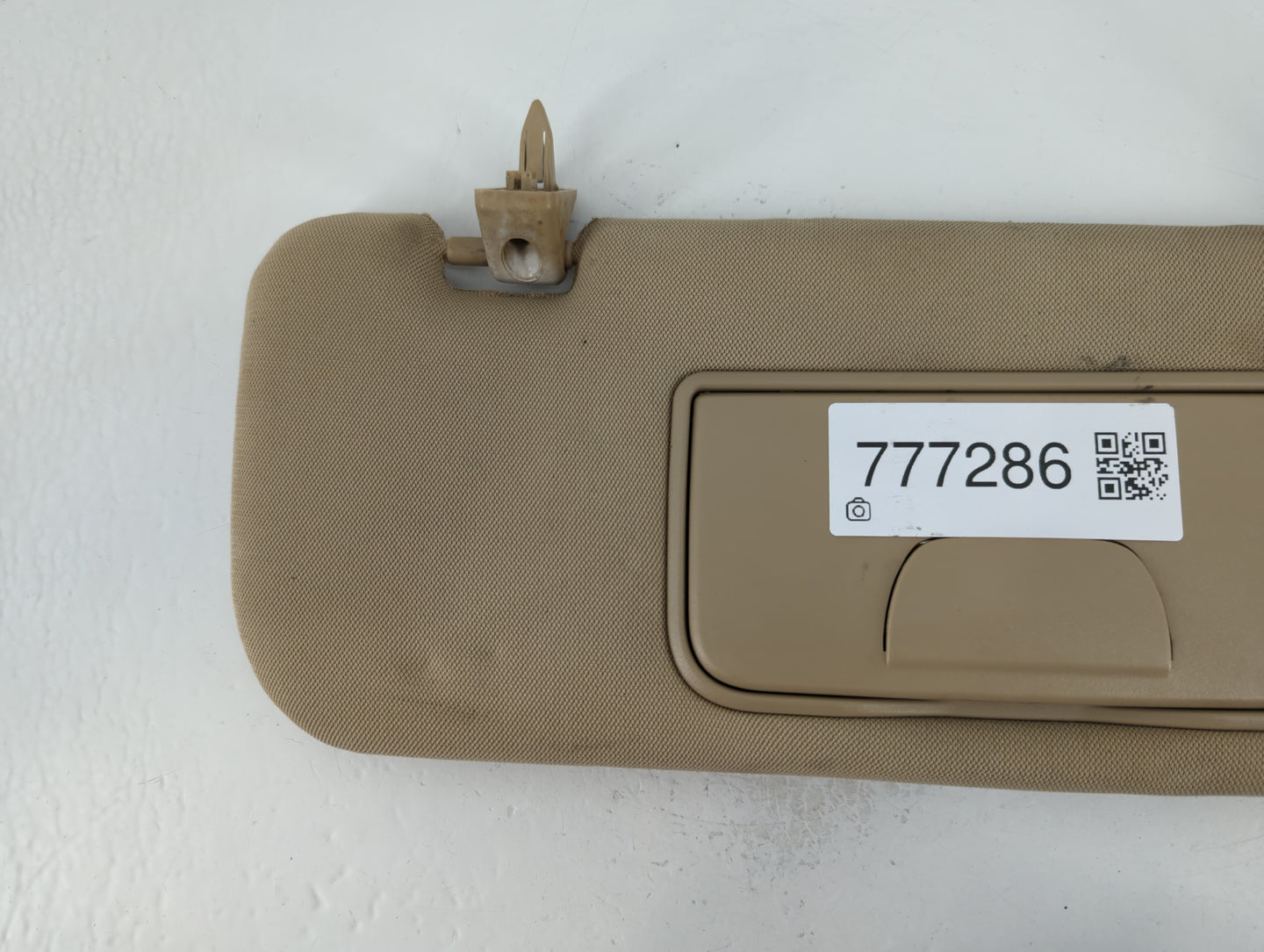 2006-2016 Chevrolet Impala Sun Visor Shade Replacement Passenger Right Mirror Fits OEM Used Auto Parts - Oemusedautoparts1.c