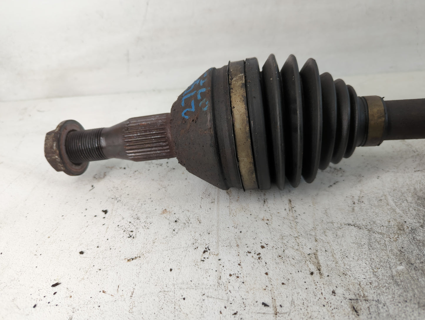 2000-2011 Chevrolet Impala Axle Shaft Front Driver Cv C/v - Oemusedautoparts1.com