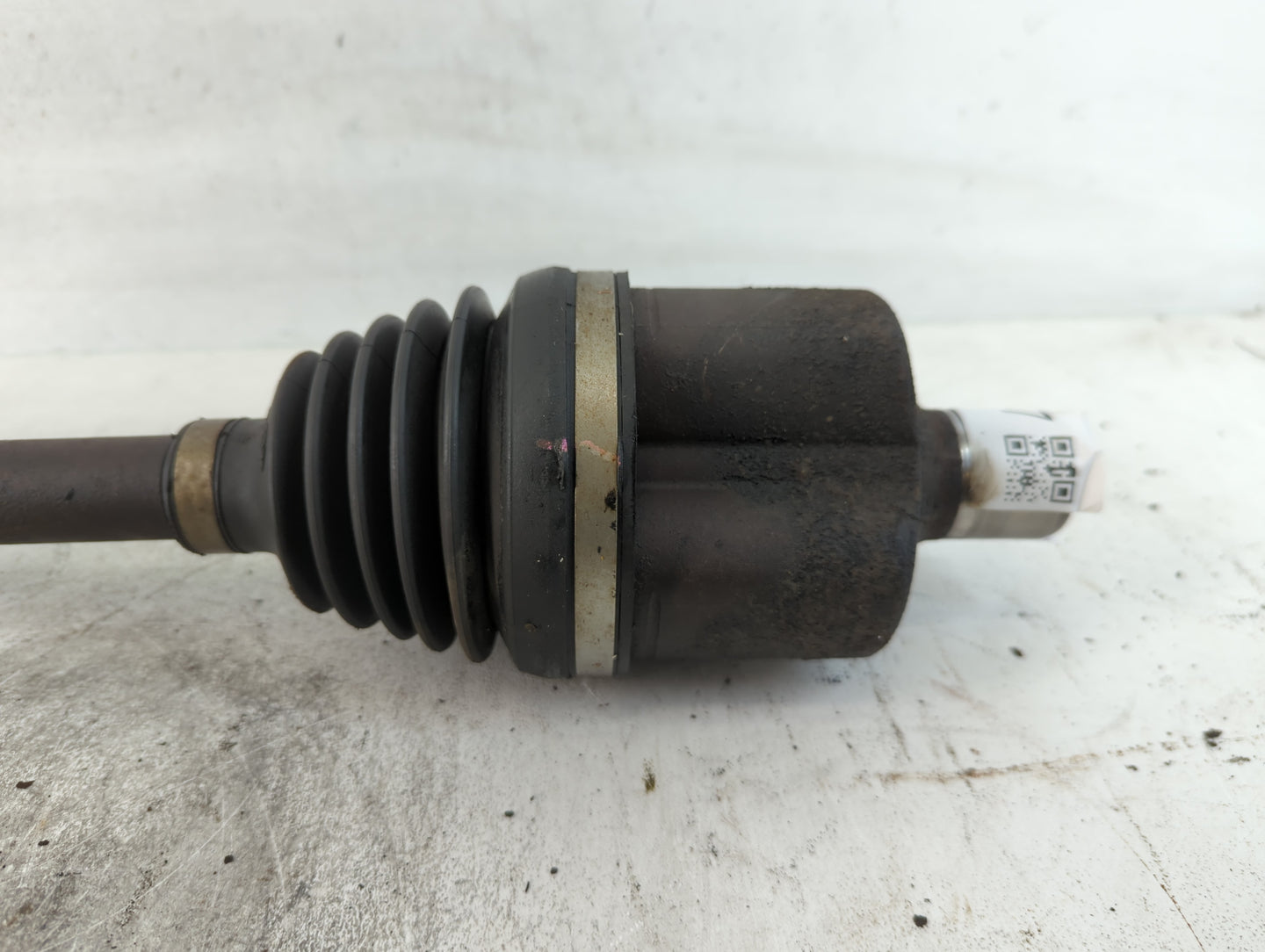 2000-2011 Chevrolet Impala Axle Shaft Front Driver Cv C/v - Oemusedautoparts1.com