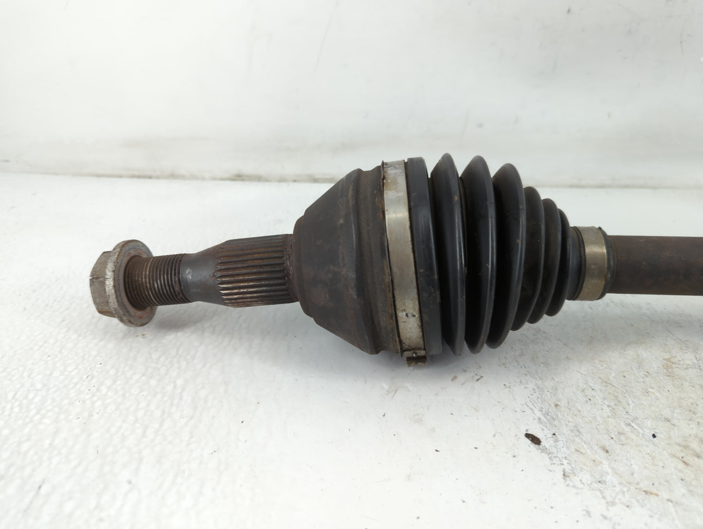 2000-2011 Chevrolet Impala Axle Shaft Front Driver Cv C/v - Oemusedautoparts1.com