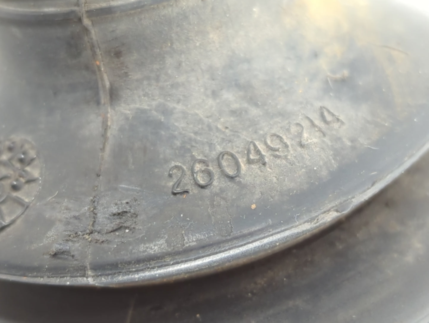 2000-2011 Chevrolet Impala Axle Shaft Front Driver Cv C/v - Oemusedautoparts1.com