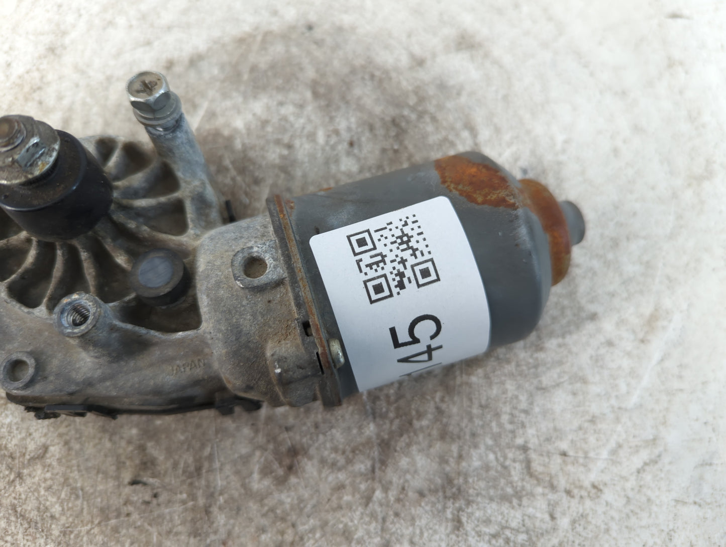 2006-2016 Chevrolet Impala Front Windshield Wiper Motor P/N:AX159010-8724 1594702 ASM Fits OEM Used Auto Parts - Oemusedauto