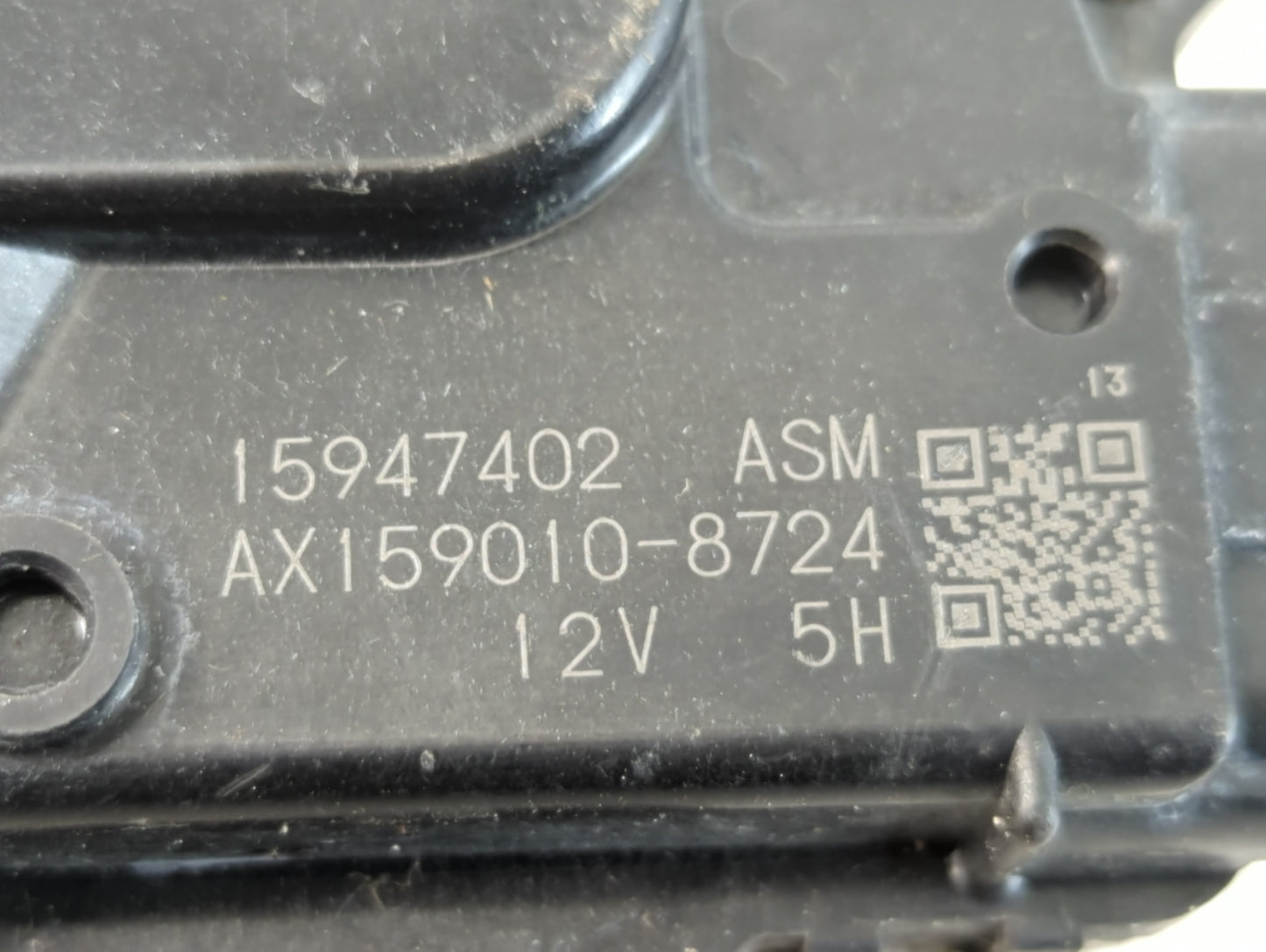 2006-2016 Chevrolet Impala Front Windshield Wiper Motor P/N:AX159010-8724 1594702 ASM Fits OEM Used Auto Parts - Oemusedauto