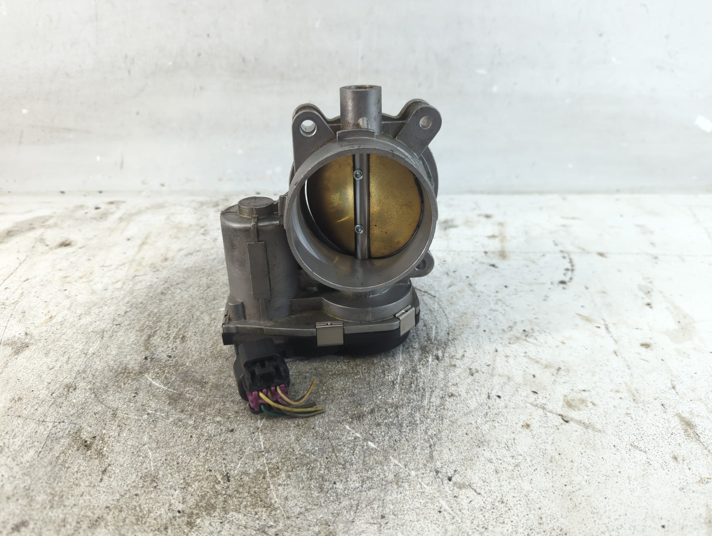 2006-2011 Chevrolet Impala Throttle Body P/N:TB1010 Fits Fits 2006 2007 2008 2009 2010 2011 OEM Used Auto Parts - Oemusedaut