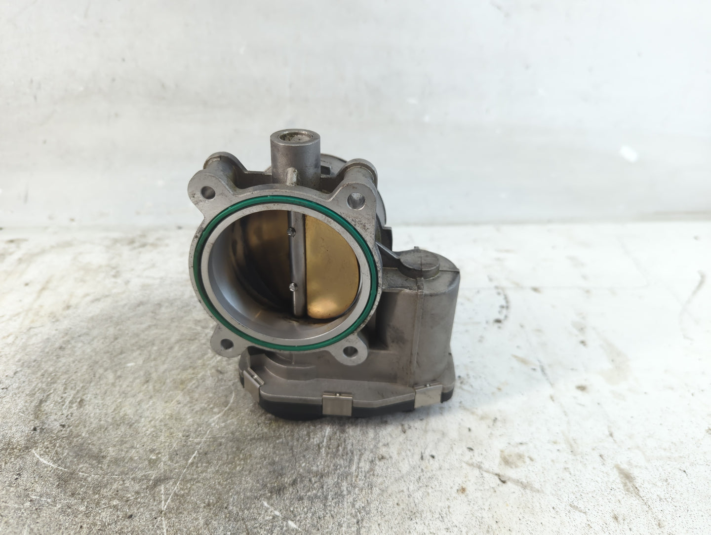 2006-2011 Chevrolet Impala Throttle Body P/N:TB1010 Fits Fits 2006 2007 2008 2009 2010 2011 OEM Used Auto Parts - Oemusedaut