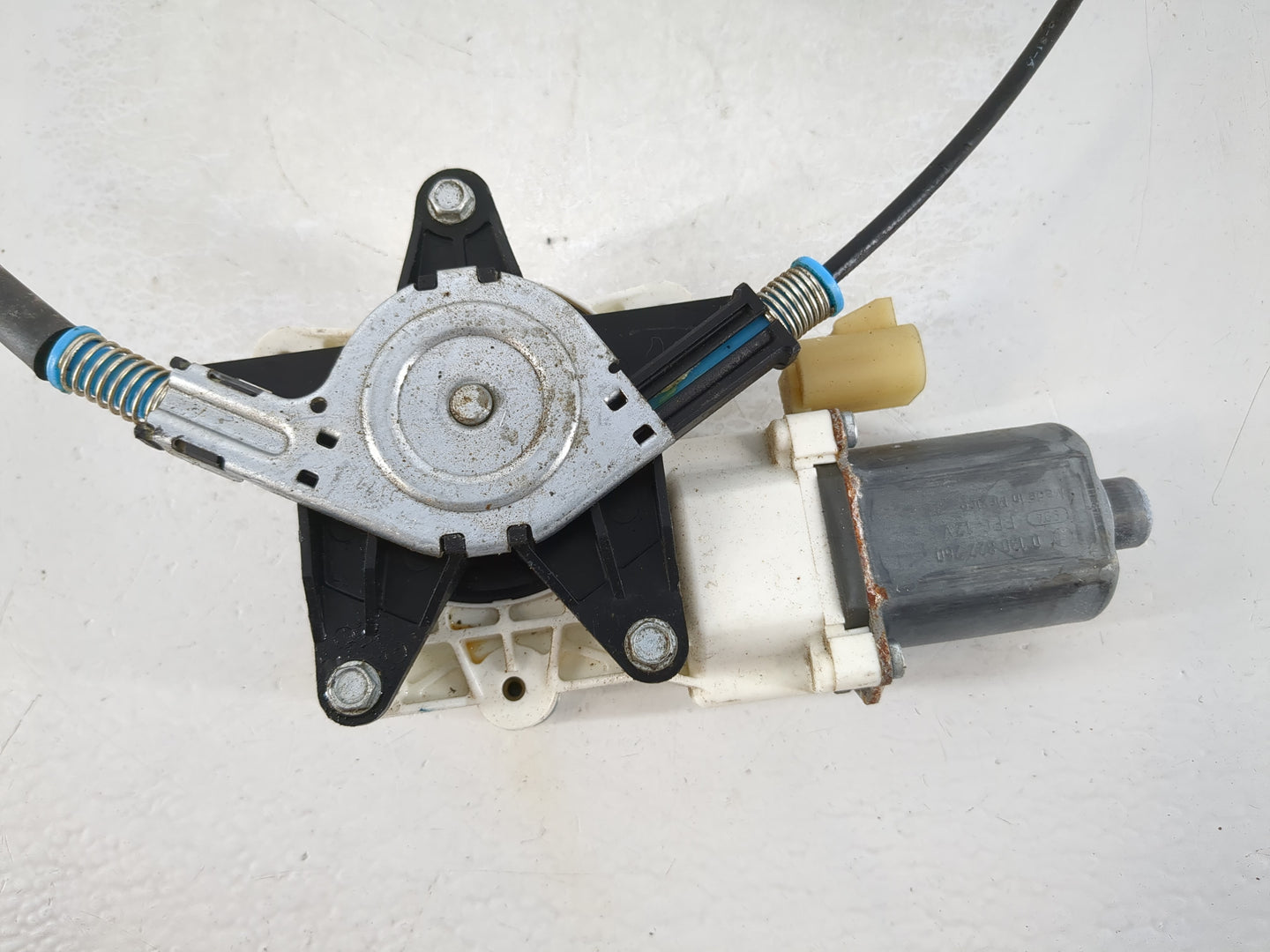 2006-2016 Chevrolet Impala Driver Rear Left Power Window Motor - Oemusedautoparts1.com