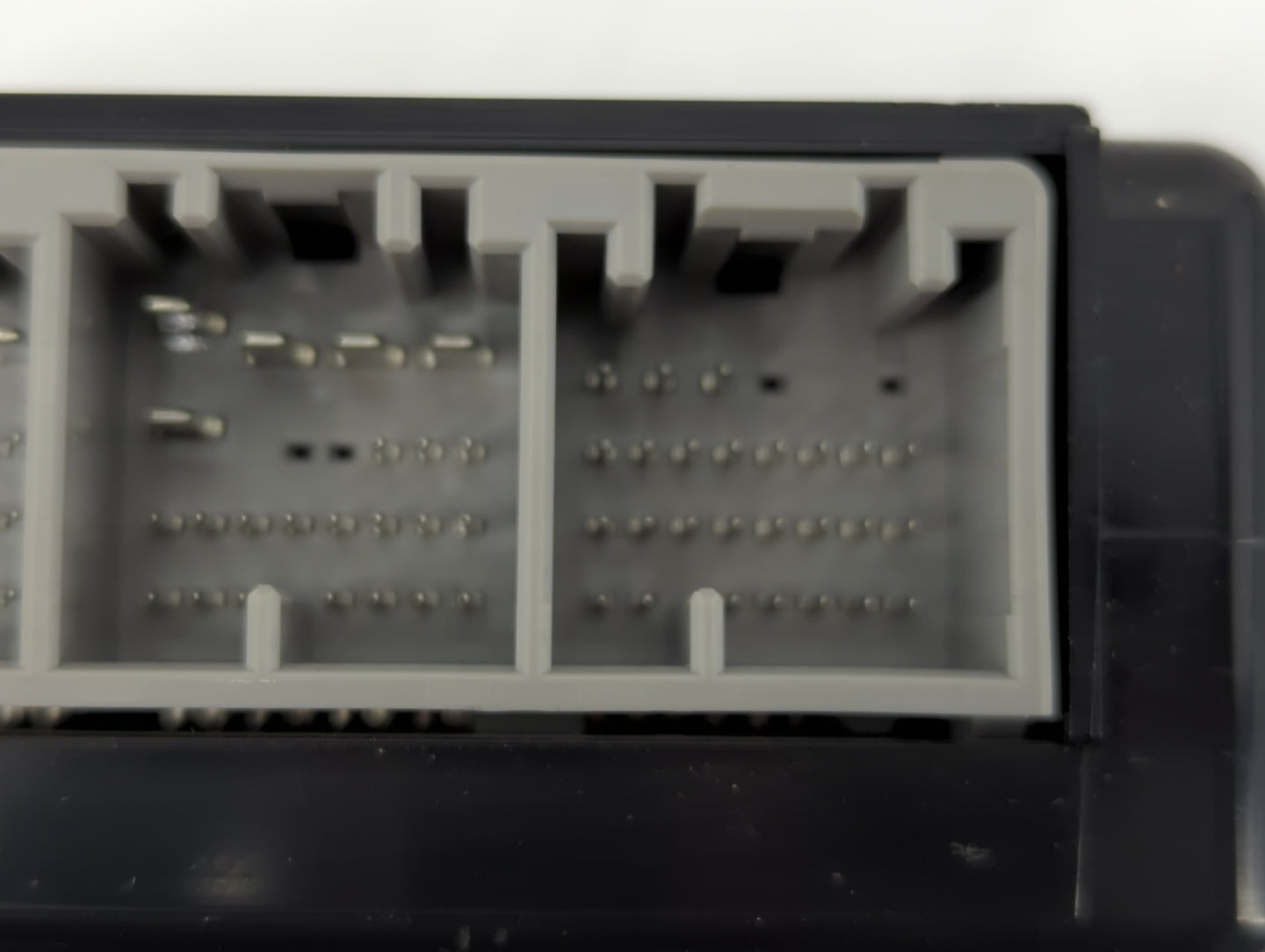 2006-2013 Chevrolet Impala Body Control Module Bcm Inner Cabin Fuse Box - Oemusedautoparts1.com