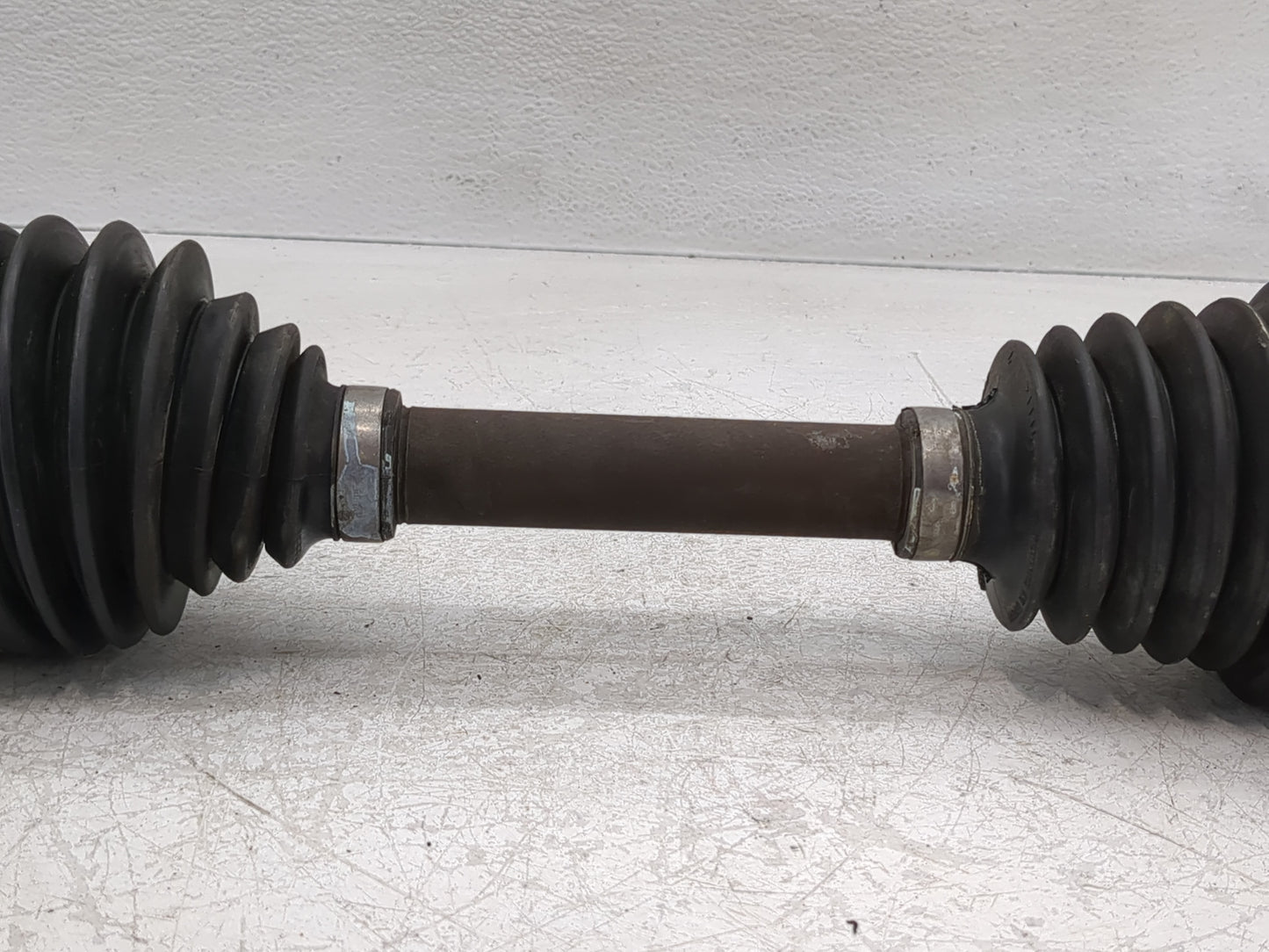 2006-2010 Chevrolet Malibu Axle Shaft Front Driver Cv C/v - Oemusedautoparts1.com