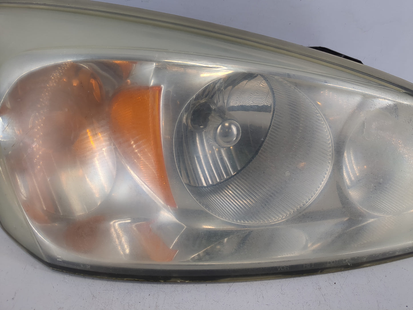 2004-2008 Chevrolet Malibu Passenger Right Oem Head Light Headlight Lamp - Oemusedautoparts1.com