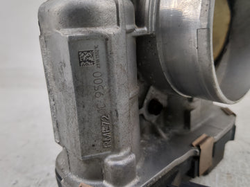 2006-2010 Chevrolet Malibu Throttle Body P/N:RME721C 9500 Fits Fits 2006 2007 2008 2009 2010 2011 OEM Used Auto Parts