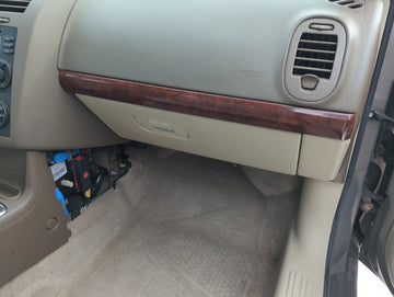 2007 Chevrolet Malibu Passenger Glove Box Door Storage Compartment - Oemusedautoparts1.com